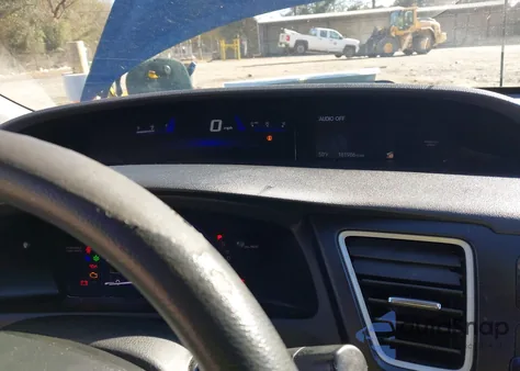 2015 Honda Civic Lx z USA, uszkodzony, nr VIN 19XFB2F5XFE017715